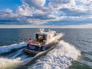 Starboard Quarter at Speed