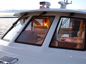 Windshield and Hadtop Detail 