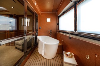 EMOTION 2 13 Fixed Balcony with Opening Windows
