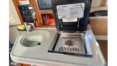 Sea Ray 240 Sundancer 13 