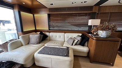 Saloon seating