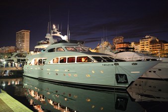 ANYPA 2 2. barco de noche