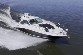 NASA 49 2007 Sea Ray 48 Sundancer underway