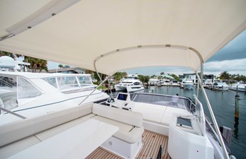 FERRETTI 550 5 