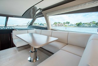 FERRETTI 550 11 
