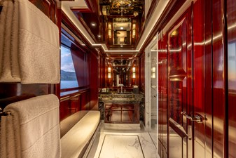 ROCK.IT 24 Owner Head - Port Side (His Side)