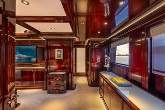 ROCK.IT 20 Owner Suite - Starboard Side