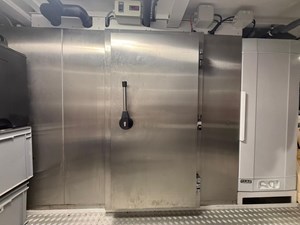 ROCK.IT 92 Tank Deck/Freezer