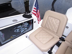 TT/GRACE 31 Stbd stern quarter