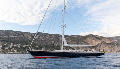 nautor-swan-77-invictus-6
