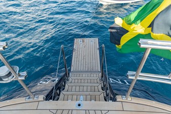 INVICTUS 29 nautor-swan-77-invictus-30