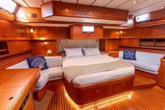 INVICTUS 60 nautor-swan-77-invictus-61