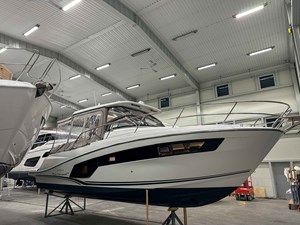 JEANNEAU CAP CAMARAT 10.5 WA SERIE2 2 