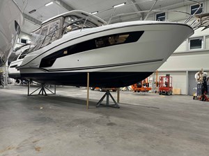 JEANNEAU CAP CAMARAT 10.5 WA SERIE2 5 