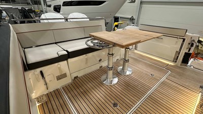 JEANNEAU CAP CAMARAT 10.5 WA SERIE2 42 