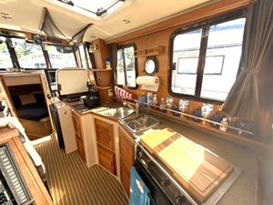 LADY ZARA 13 Offset Galley 