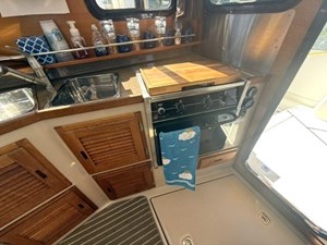 LADY ZARA 15 Sink and Propane Stove