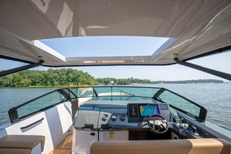 UNPLUGGED 26 Helm sunroof