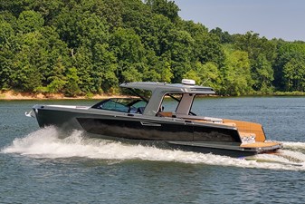 UNPLUGGED 43 Port profile