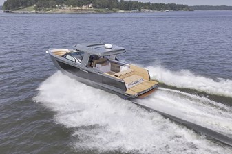 UNPLUGGED 50 2023 Aviara AV40 underway