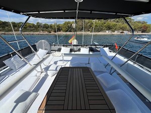 SUNREEF 60  23 SUNREEF 60 FLY