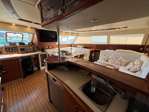 SUNREEF 60  37 SUNREEF 60