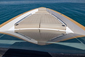 M/Y FiZZY 12