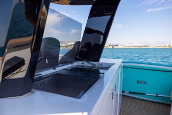 M/Y FiZZY 14