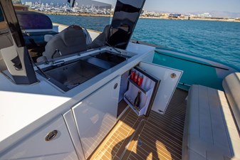 M/Y FiZZY 15
