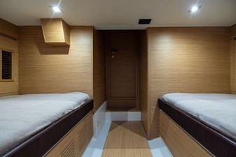 M/Y FiZZY 21