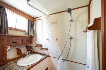Moonshadow 17 Moonshadow 1985 GRAND BANKS MARINE Classic Trawler Yacht Yacht MLS #452316 17