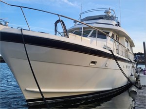 74' Hatteras 1989 74 CPMY 2 