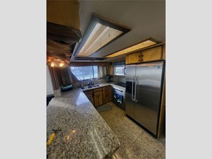 74' Hatteras 1989 74 CPMY 22 