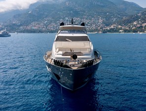 ANASTASIA V 29 