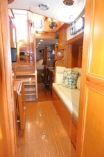 PEREGRINE 21 Salon Aft1