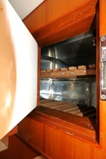 PEREGRINE 33 Galley Refer