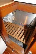 PEREGRINE 34 Galley Freezer