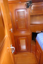 PEREGRINE 51 Master Lockers port