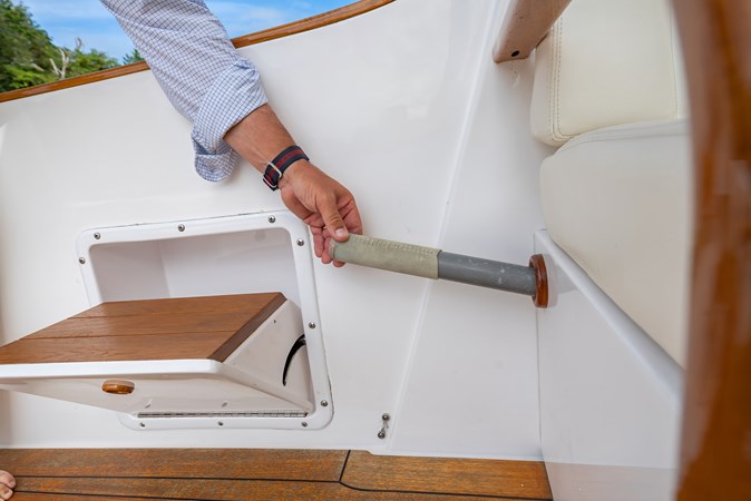 Cockpit Detail Boarding Post