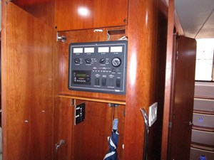 ENDLESS SUMMER 5 Salon electrical panel