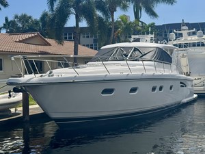 ENDLESS SUMMER 46 Bow quarter