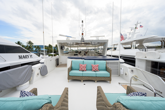 SUPERSTAR 2001 WESTPORT Motor Yacht Raised Pilothouse Motor Yacht Yacht MLS #455932 15