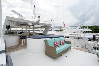 SUPERSTAR 2001 WESTPORT Motor Yacht Raised Pilothouse Motor Yacht Yacht MLS #455932 16