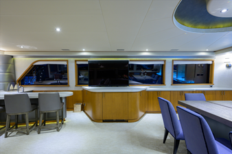 SUPERSTAR 2001 WESTPORT Motor Yacht Raised Pilothouse Motor Yacht Yacht MLS #455932 33