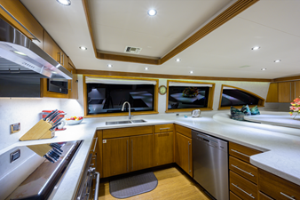 SUPERSTAR 2001 WESTPORT Motor Yacht Raised Pilothouse Motor Yacht Yacht MLS #455932 37