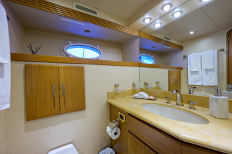 SUPERSTAR 2001 WESTPORT Motor Yacht Raised Pilothouse Motor Yacht Yacht MLS #455932 72