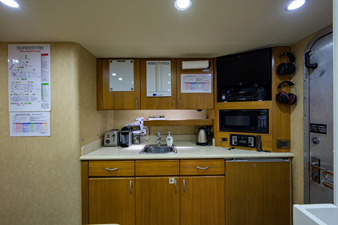 SUPERSTAR 2001 WESTPORT Motor Yacht Raised Pilothouse Motor Yacht Yacht MLS #455932 76