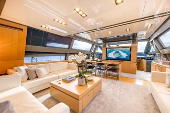 SILVER BREEZE 3 Main Salon