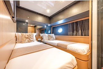SILVER BREEZE 12 Twin Stateroom