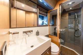 SILVER BREEZE 10 VIP stateroom - En Suite